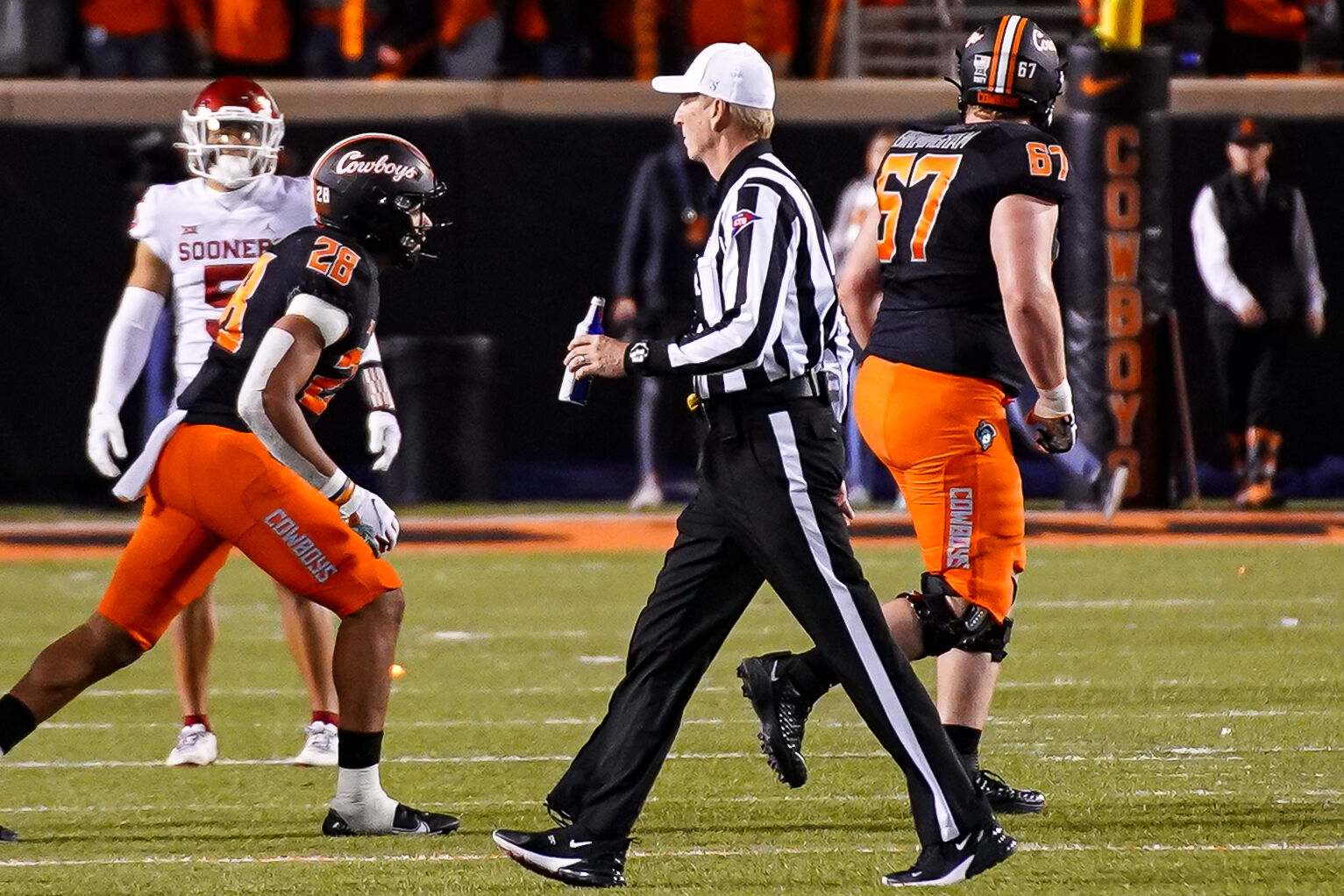 Referee